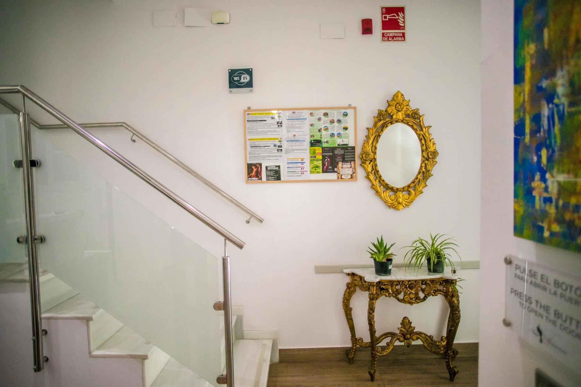 Hostal San Francisco Seville Exterior photo